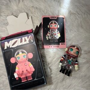 POP MART AUTHENTIC MEGA SPACE MOLLY 100% Series 3 Figure Graffiti Collectible
